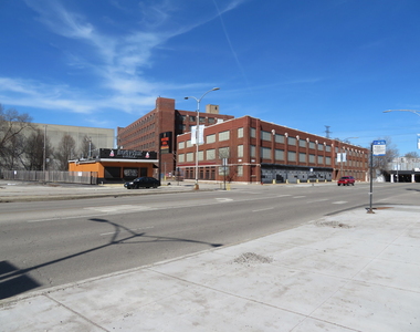 2611 West Ogden Avenue - Photo Thumbnail 7