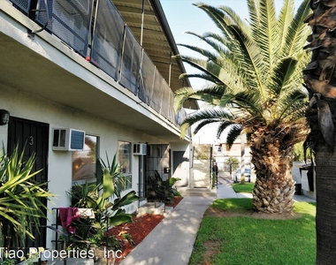 5903 Cahuenga Blvd - Photo Thumbnail 40