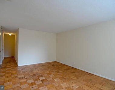 4601 Park Ave N #604 - Photo Thumbnail 8