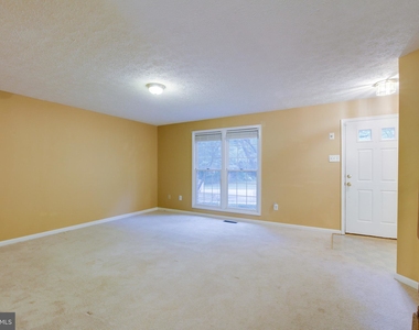 629 Budleigh Circle - Photo Thumbnail 6