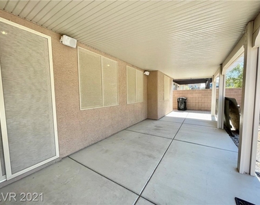 7605 Tiny Tortoise Street - Photo Thumbnail 28