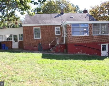 3718 Hill Street - Photo Thumbnail 11