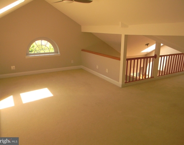 3930 Langley Court Nw - Photo Thumbnail 10