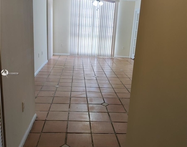 1280 S Alhambra Cir - Photo Thumbnail 9