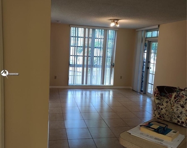 1280 S Alhambra Cir - Photo Thumbnail 1