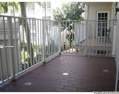 1280 S Alhambra Cir - Photo Thumbnail 10