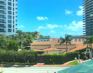 5900 Collins Ave - Photo Thumbnail 24