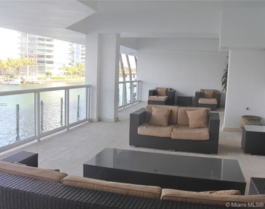 5900 Collins Ave - Photo Thumbnail 27