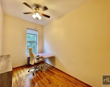 24-19 Steinway Street - Photo Thumbnail 7