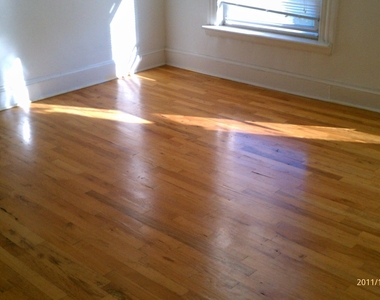 1112 Guilford Avenue - Photo Thumbnail 5