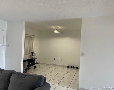 8005 Sw 107th Ave - Photo Thumbnail 19