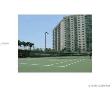 19390 Collins Ave - Photo Thumbnail 10