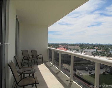 9595 Collins Ave - Photo Thumbnail 19