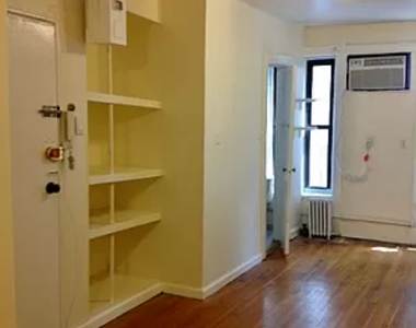 1132 1 Avenue, New York, NY 10065 - Photo Thumbnail 2