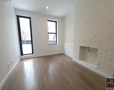 832 Flatbush Avenue - Photo Thumbnail 4