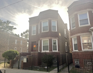 1032 North Lawndale Avenue - Photo Thumbnail 0