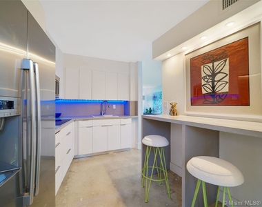 5701 Biscayne Blvd - Photo Thumbnail 11