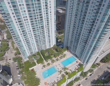 951 Brickell Ave - Photo Thumbnail 25