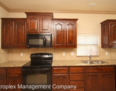 12164 Walden Wood Dr. - Photo Thumbnail 7