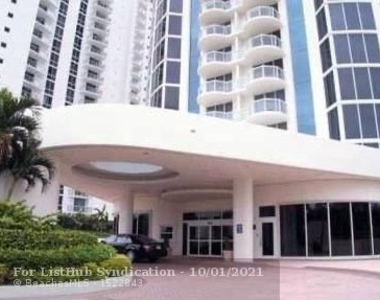 18671 Collins Ave - Photo Thumbnail 1