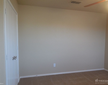 1124 Mustang Ridge Drive - Photo Thumbnail 6