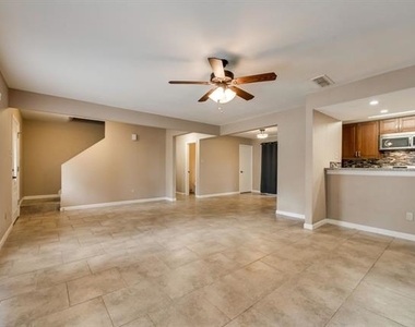 4425 Bluestem Street - Photo Thumbnail 4