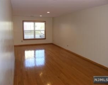 2378 Phillip Court - Photo Thumbnail 5