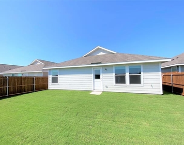 5319 Braemar Way - Photo Thumbnail 11