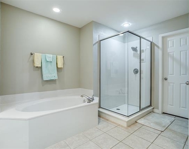 3224 Lakenheath Place - Photo Thumbnail 19