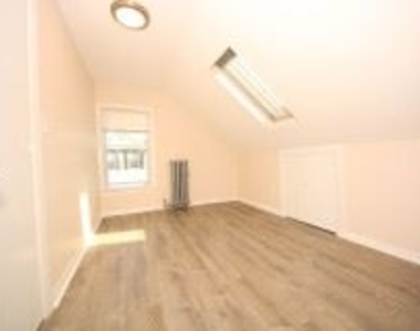 93 Cushing St # 2 - Photo Thumbnail 12