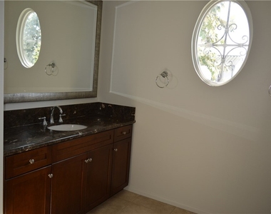 3145 W Anacapa Way - Photo Thumbnail 14