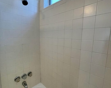 11727 Mayfield Ave - Photo Thumbnail 14