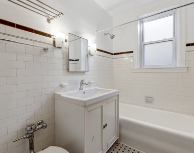 4515 North Wolcott Avenue - Photo Thumbnail 6