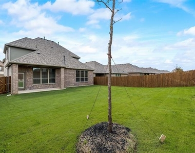 5908 Horsetail Drive - Photo Thumbnail 24