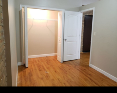 5554 W North Ave 202 - Photo Thumbnail 7