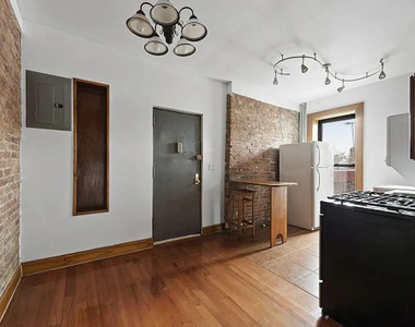 2248 1st Avenue - Photo Thumbnail 8