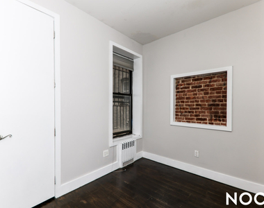 154 Rogers Ave - Unit: 1L - Photo Thumbnail 12