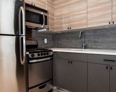 1319 Bedford Ave - Unit: 1F - Photo Thumbnail 2