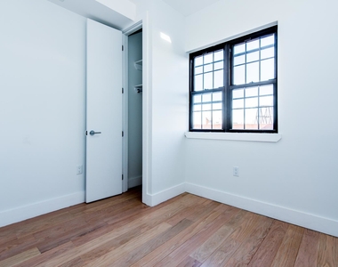 1319 Bedford Ave - Unit: 1F - Photo Thumbnail 8