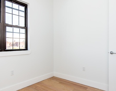 1319 Bedford Ave - Unit: 1F - Photo Thumbnail 4