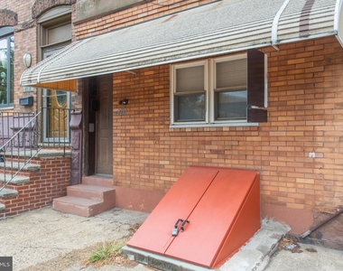 2210 S 16th Street - Photo Thumbnail 0