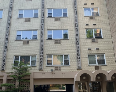 619 West Stratford Place - Photo Thumbnail 0