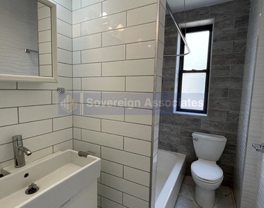 285 Fort Washington Avenue - Photo Thumbnail 4