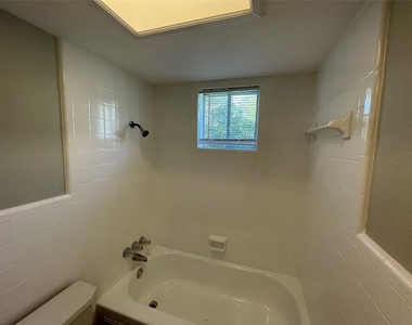 9421 Edgecreek Drive - Photo Thumbnail 7