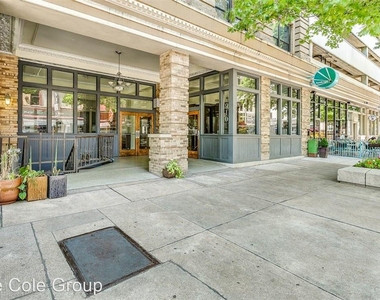 910 Houston St #301 - Photo Thumbnail 21