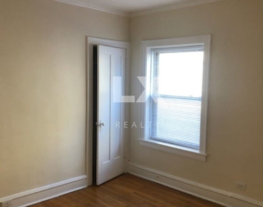 5119 W Montrose Ave Apt 1b - Photo Thumbnail 2