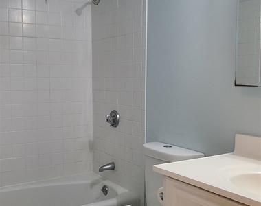 121 Tremont St Apt 121 - Photo Thumbnail 8