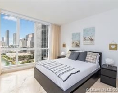 901 Brickell Key Blvd Apt 2600 - Photo Thumbnail 7