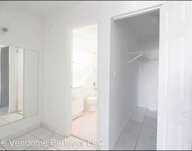 6960 Rue Vendome - Photo Thumbnail 1