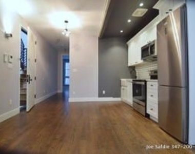 189 York Street - Photo Thumbnail 2